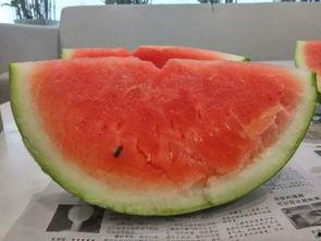 梦到好朋友吃瓜,好友共度瓜香时光